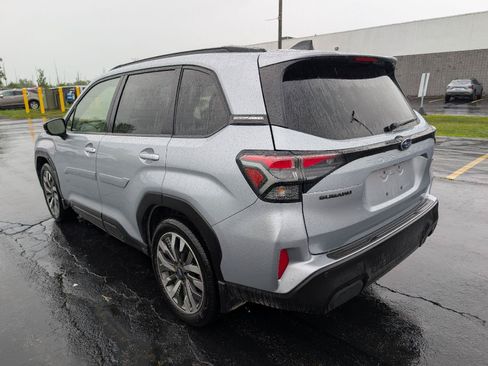 Used 2025 Subaru Forester Touring AWD/4WD image 6