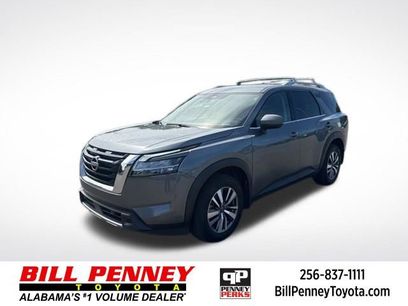 Used 2024 Nissan Pathfinder SL