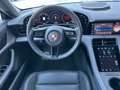 Used 2023 Porsche Taycan image 14