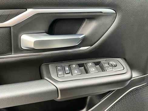 New 2026 RAM 1500 4x4 Crew Cab image 13