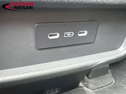 Used 2024 Honda Pilot Touring image 34