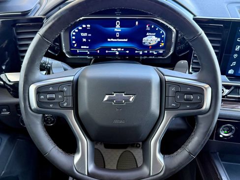 Used 2024 Chevrolet Silverado 1500 RST AWD/4WD image 17
