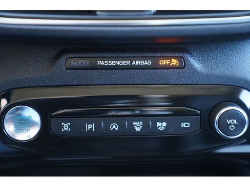 Used 2024 Ford Escape Platinum image 25