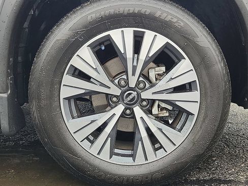 Certified 2023 Nissan Rogue SV AWD/4WD image 9