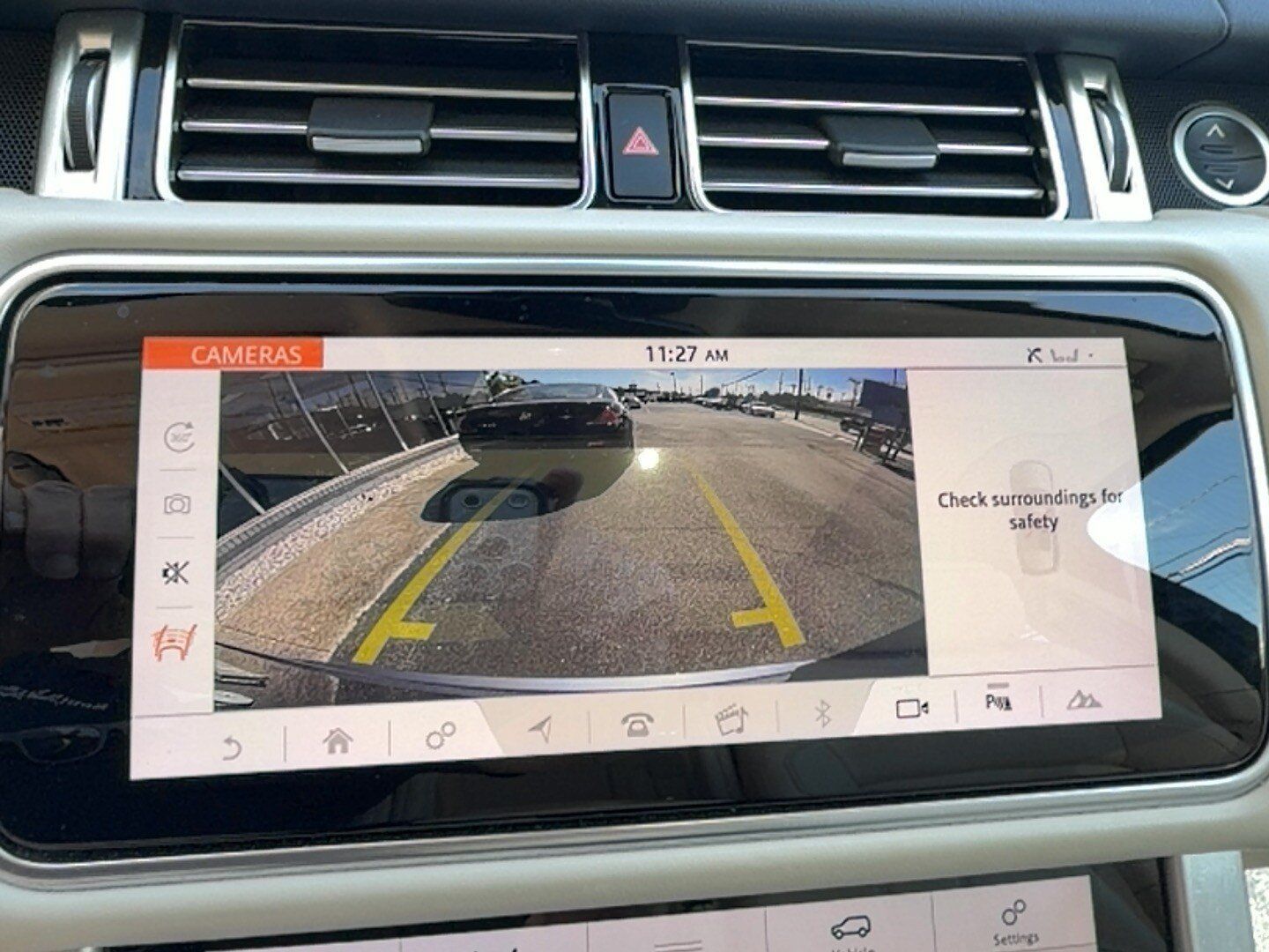 Used 2020 Land Rover Range Rover HSE AWD/4WD image 10