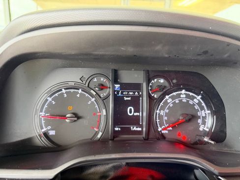Used 2021 Toyota 4Runner SR5 AWD/4WD image 38