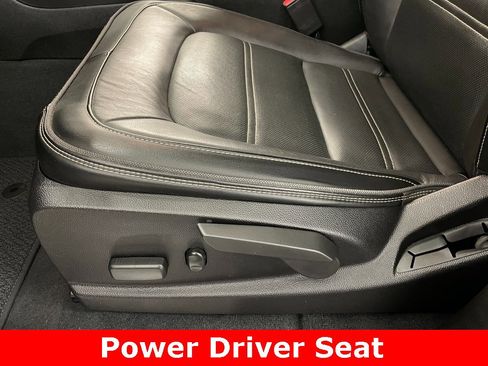 Used 2021 GMC Canyon Denali image 9