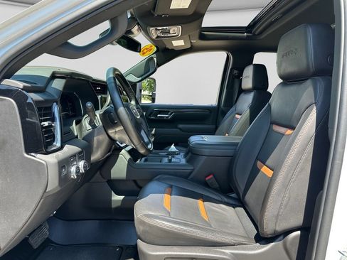 Used 2025 GMC Sierra 2500 AT4 AWD/4WD image 19