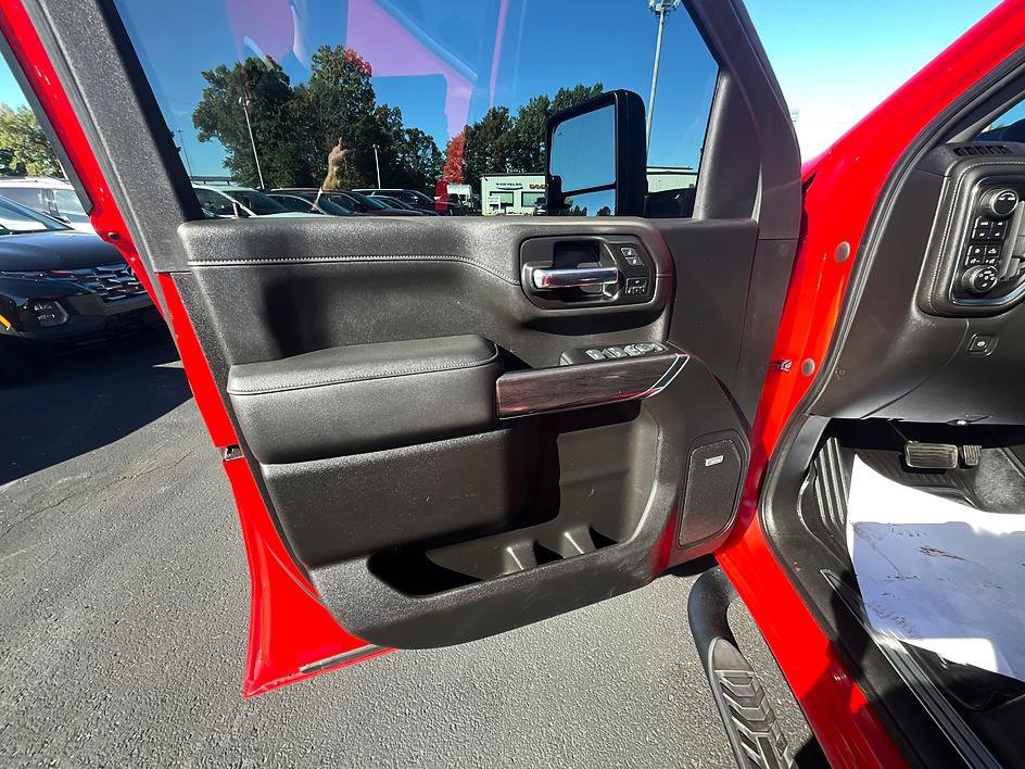Used 2022 Chevrolet Silverado 2500 LTZ w/ LTZ Plus Package AWD/4WD image 14