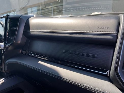 Used 2023 RAM 1500 Limited AWD/4WD image 6
