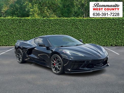 Used 2022 Chevrolet Corvette Stingray Premium Cpe w/ Z51 Performance Package RWD image 1