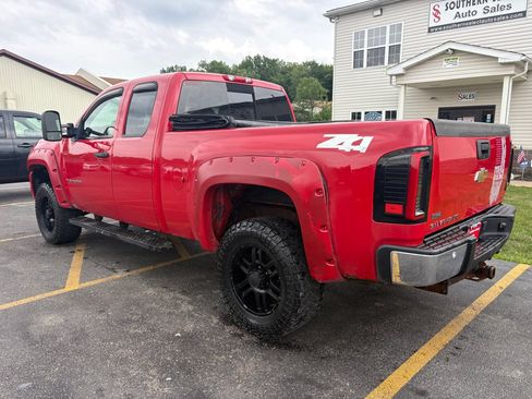 Used 2011 Chevrolet Silverado 1500 LT w/ All-Star Edition AWD/4WD image 8