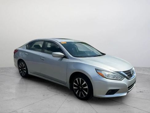 Used 2017 Nissan Altima 2.5 SV FWD image 13