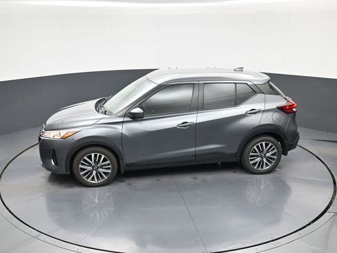 Used 2023 Nissan Kicks SV FWD image 27