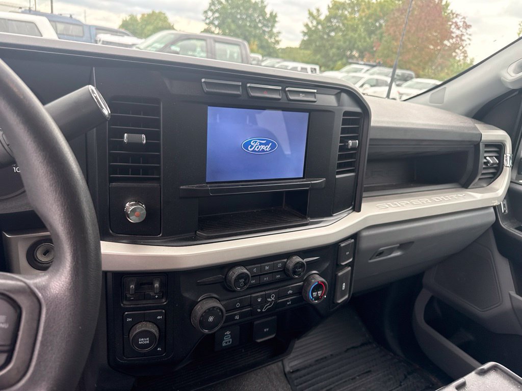 Used 2024 Ford F250 XL AWD/4WD image 12