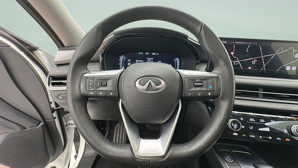 Used 2024 INFINITI QX60 Luxe AWD/4WD image 16
