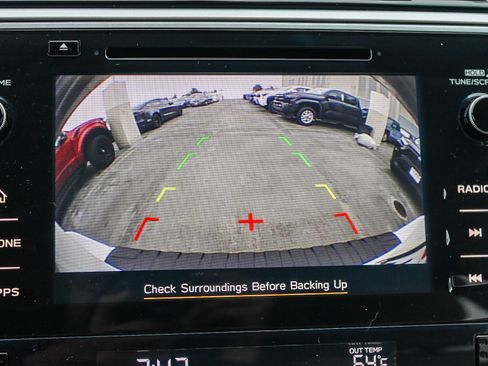 Used 2018 Subaru Outback 2.5i Premium image 25