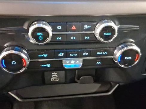 Used 2025 Ford F150 XLT w/ Equipment Group 301A Standard image 32