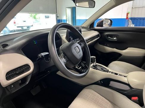 Used 2023 Honda HR-V LX image 22
