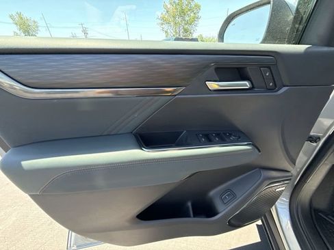 Certified 2025 GMC Acadia AT4 AWD/4WD image 23