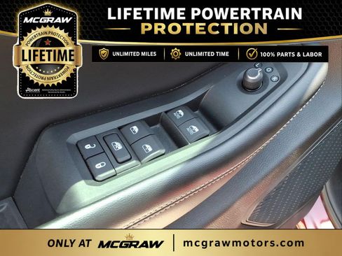 Used 2025 Jeep Grand Cherokee Limited RWD image 11