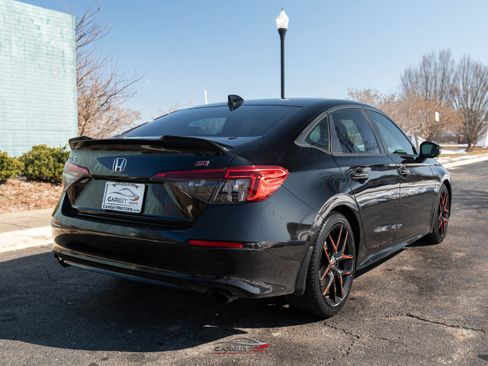 Used 2024 Honda Civic Si image 7