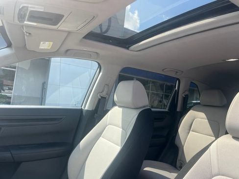 Used 2025 Honda CR-V EX image 39