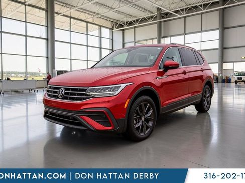 Used 2023 Volkswagen Tiguan SE image 26