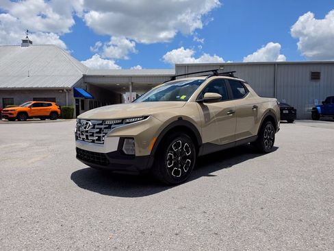 Used 2024 Hyundai Santa Cruz SEL w/ Activity Package AWD/4WD image 2