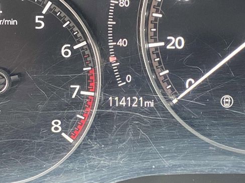 Used 2019 MAZDA MAZDA3 Sedan image 24