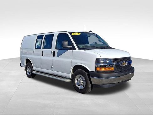 Used 2024 Chevrolet Express 2500 w/ Driver Convenience Package RWD image 1