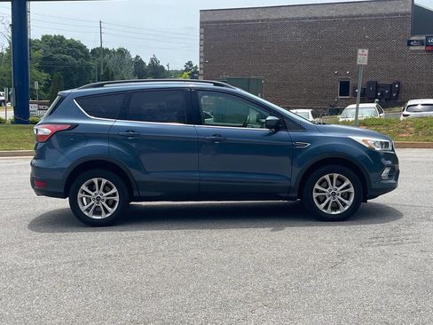 Used 2018 Ford Escape SEL AWD/4WD image 4