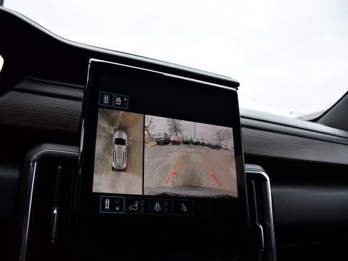 Used 2024 GMC Acadia Denali w/ Super Cruise Package image 19