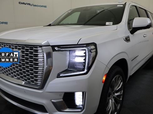 Certified 2023 GMC Yukon XL Denali AWD/4WD image 12