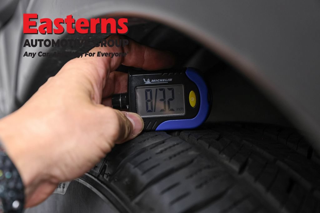 Used 2024 Mitsubishi Eclipse Cross AWD image 29