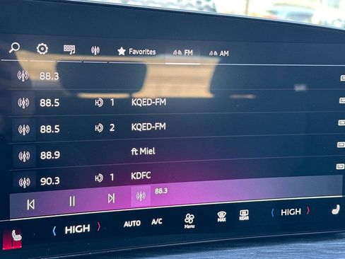 Used 2025 Audi Q5 Premium Plus w/ Premium Plus image 18