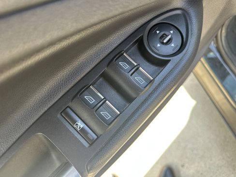 Used 2015 Ford Escape Titanium FWD image 13