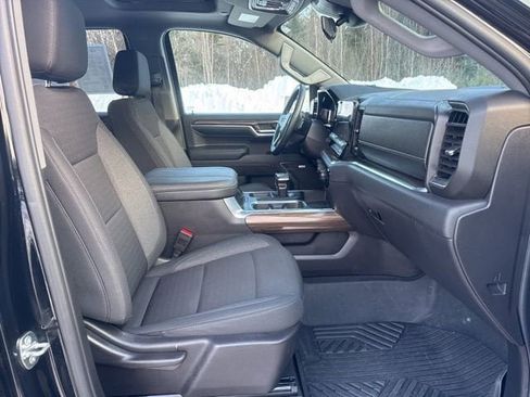 Used 2024 Chevrolet Silverado 1500 LT Trail Boss w/ Convenience Package II image 35