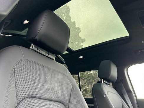 New 2026 Land Rover Defender 110 S image 24