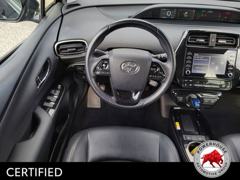 Used 2020 Toyota Prius XLE FWD image 18