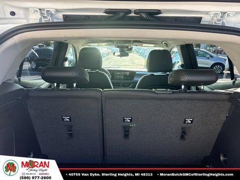 Certified 2024 Buick Encore GX Preferred w/ Comfort Package FWD image 6