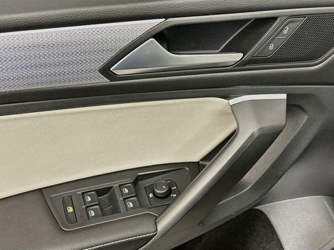 Used 2023 Volkswagen Tiguan S FWD image 15