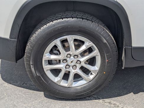 Used 2018 Chevrolet Traverse LT AWD/4WD image 12