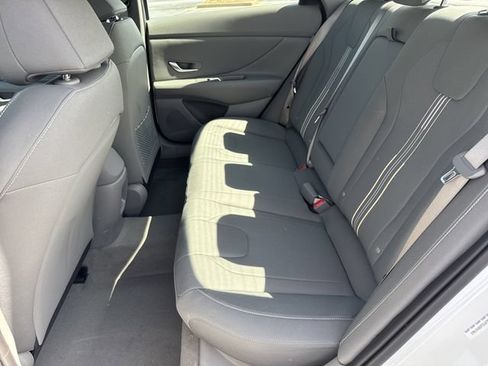 New 2026 Hyundai Elantra SEL Sport Premium FWD image 22