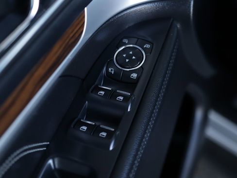 Used 2016 Ford Explorer Limited w/ Class II Trailer Tow Package image 25