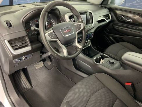 Used 2024 GMC Terrain SLE FWD image 20
