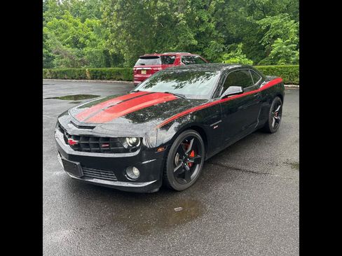 Used 2011 Chevrolet Camaro SS w/ RS Package RWD image 2