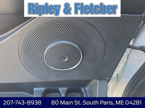 Used 2020 Ford Expedition XLT w/ Equipment Group 202A AWD/4WD image 27