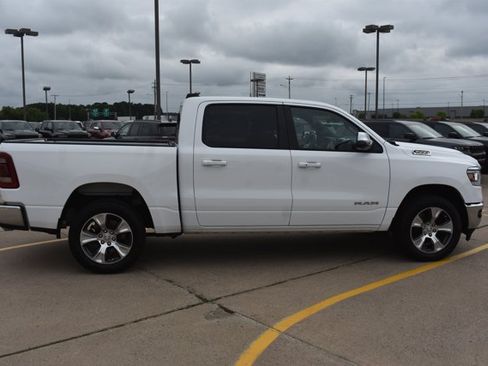 Used 2023 RAM 1500 Laramie AWD/4WD image 4