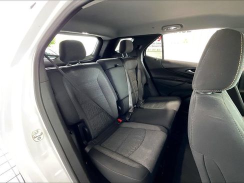 Used 2024 Chevrolet Equinox LT FWD image 15